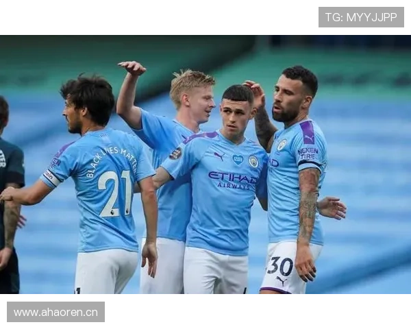 萨卡：对比福登——边路核心与中路组织者的功能差异